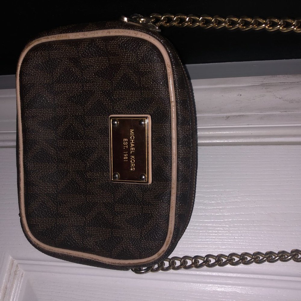 Michael Kors Cross body